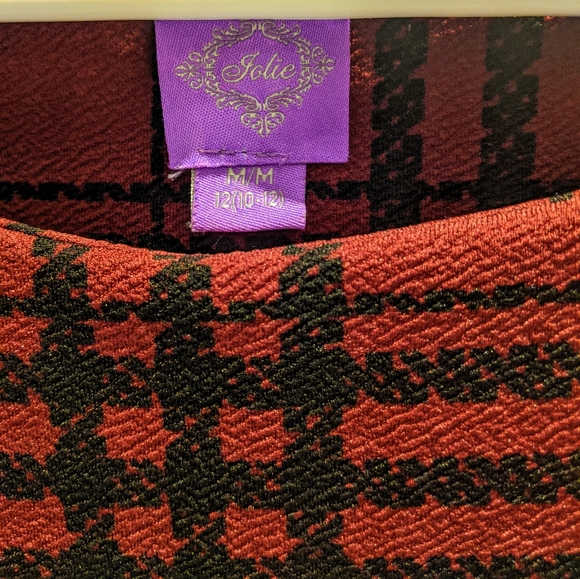 Sleeveless dress with side pockets - Picture 3 of 3